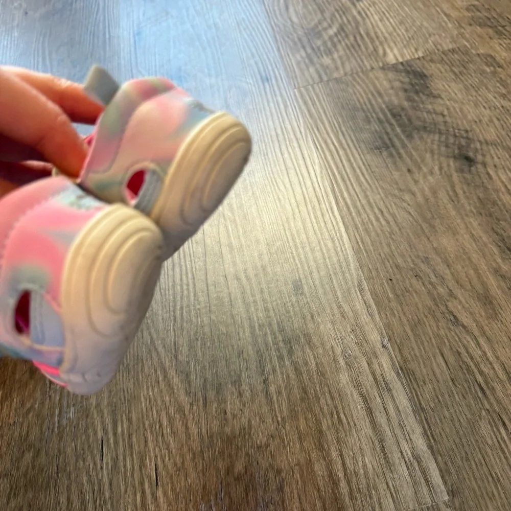 Surprize by Stride Rite Flow Toddler Sandals | Size 2 | Pink Blue Pastel